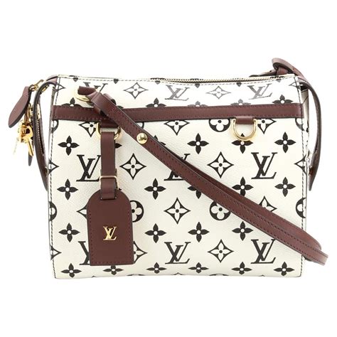 louis vuitton amazon speedi|Louis Vuitton 2016 Monogram Speedy Amazon PM .